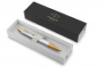 Шариковая ручка Parker IM Premium Pearl GT